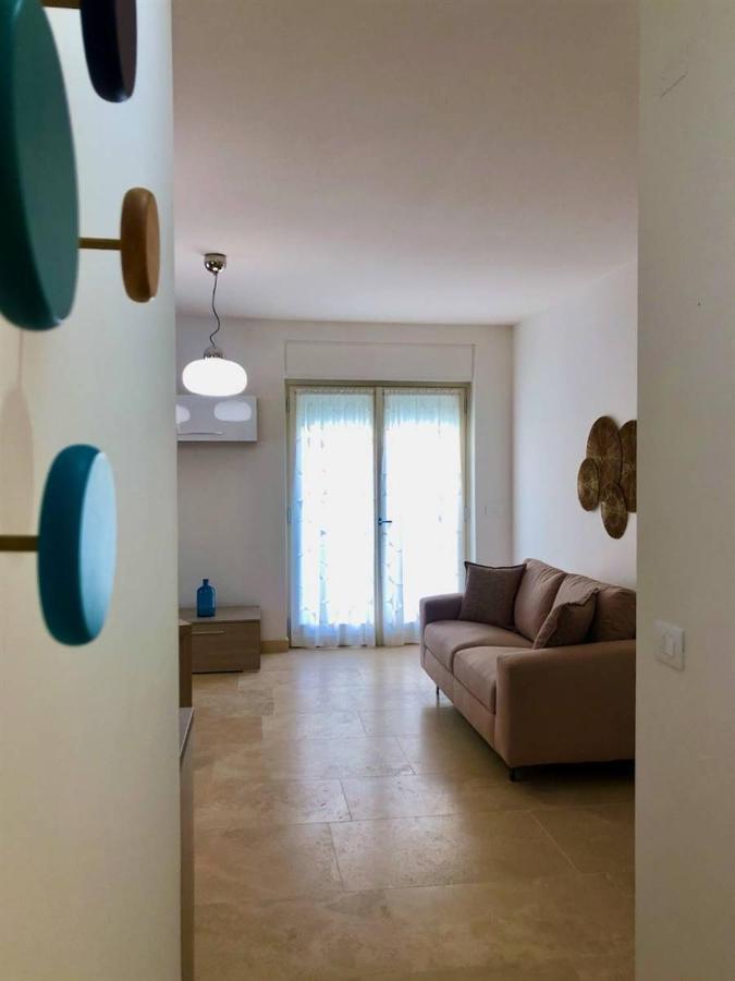 Appartamento Iris San Vincenzo Eksteriør billede